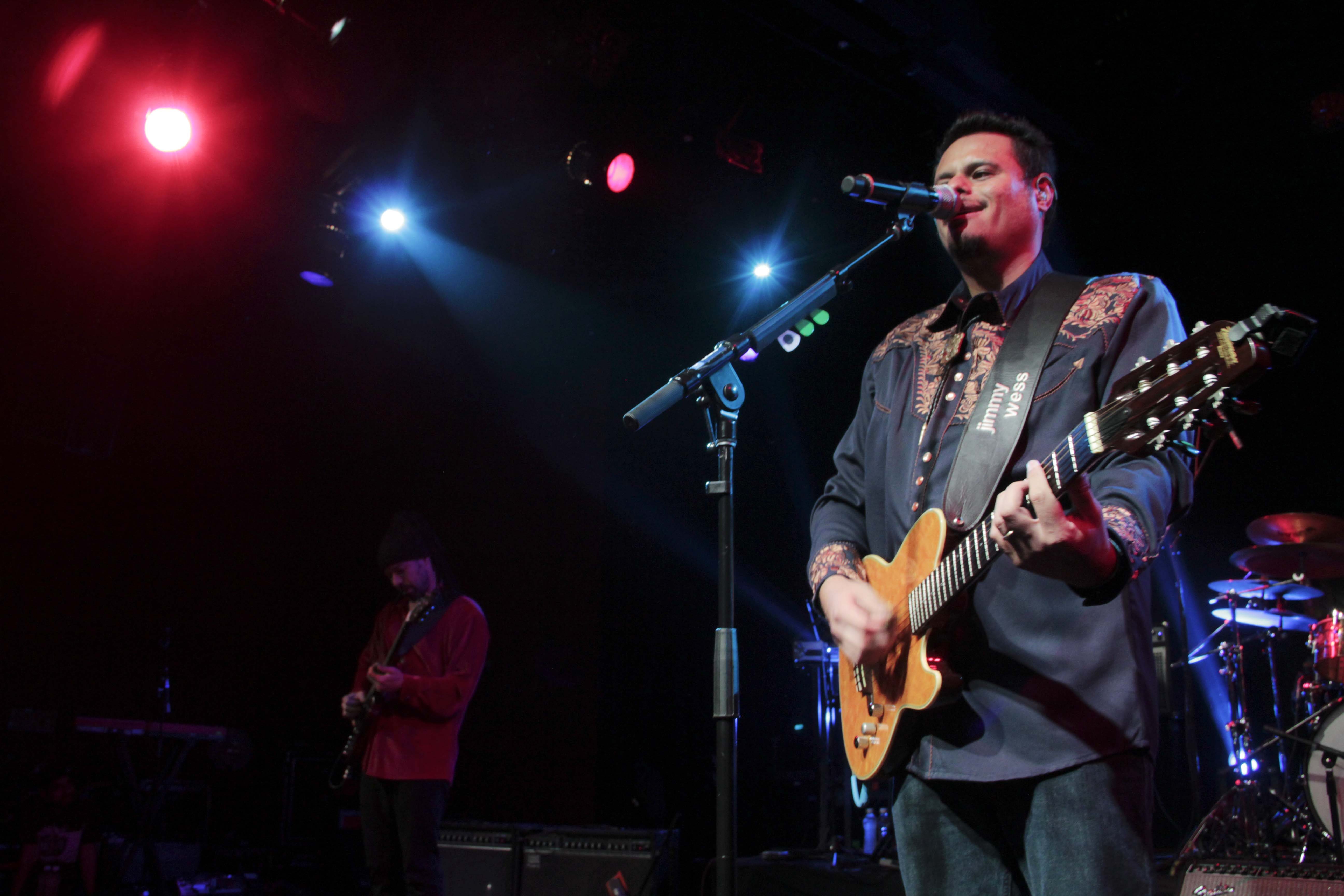 San Pascualito Rey sufrió, sufrió y sufrió