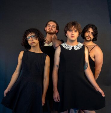 Siéntete al filo del noise con Mold! 