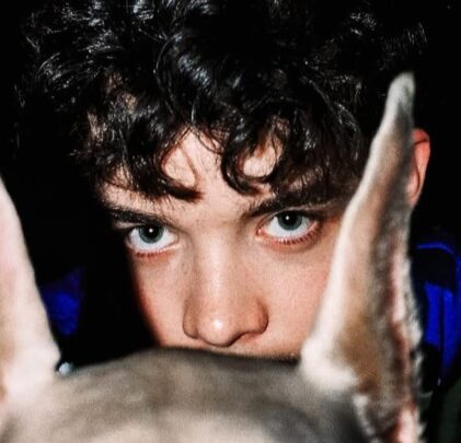 Mvrk estrena “Warning”