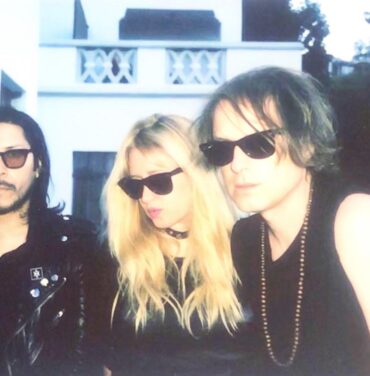 Magic Wands presenta video para “Wash the Tears Away”