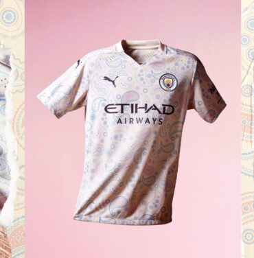 El Manchester City lanzó una colección deportiva inspirada en la cultura musical de UK