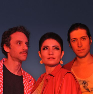 Mandarina estrena “Pirate”