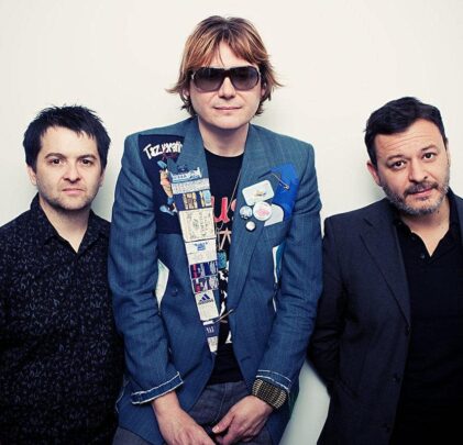 “Orwellian”, el regreso de Manic Street Preachers 