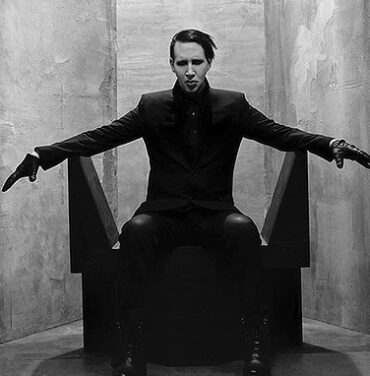 Marilyn Manson coverea a David Bowie