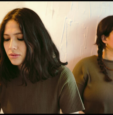 Marineros comparte su nueva canción “Rosas”