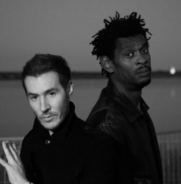 Robert Del Naja de Massive Attack lanza arte en apoyo a Gaza