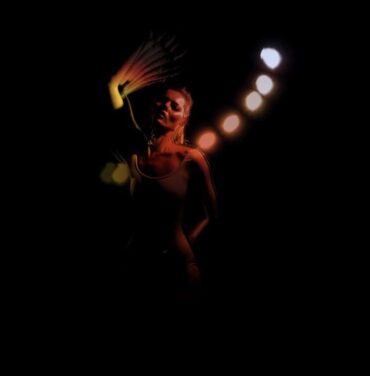 Massive Attack lanza un video protagonizado por Kate Moss