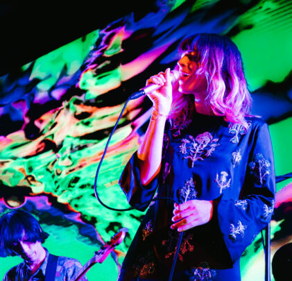 Road to Hipnosis: Melody’s Echo Chamber en Foro Indie Rocks!