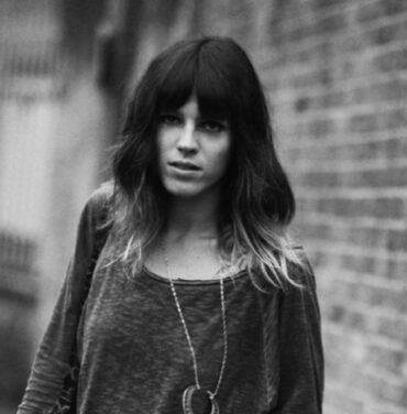 Escucha lo nuevo de Melody's Echo Chamber