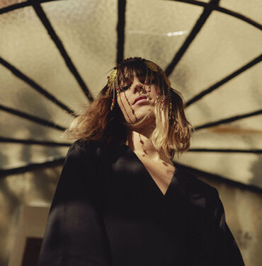 Melody’s Echo Chamber estrena video