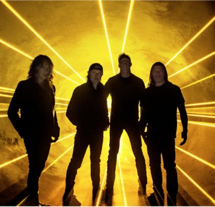 Perrito disfruta concierto de Metallica