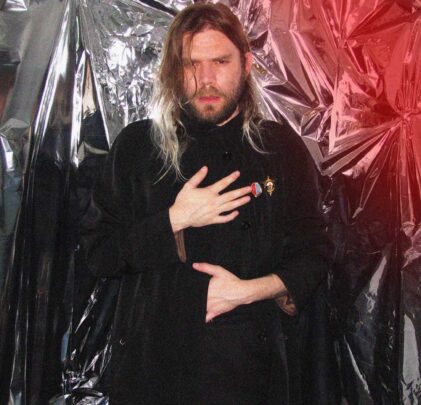 Michael Fortvne estrena “Fantoche” junto a Fausto