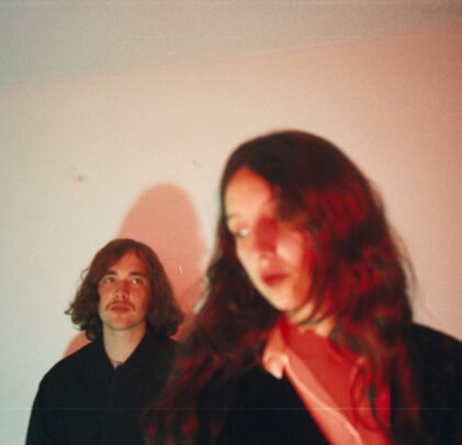 Mint Field lanza video de su nuevo sencillo, 