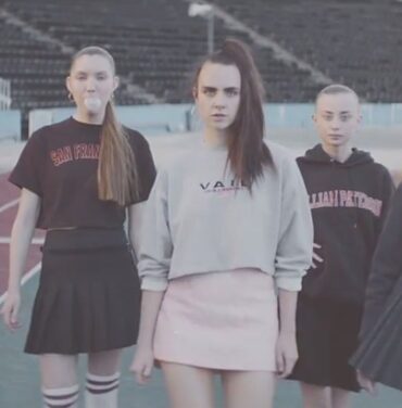 MØ comparte video para 