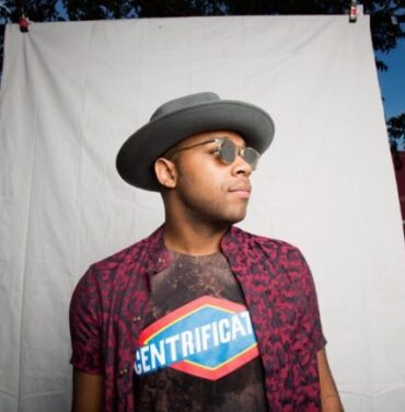 Conoce a Mobley y cautivate con su post genre pop