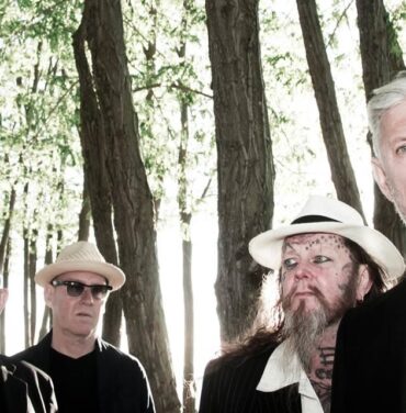 Entrevista con Modern English