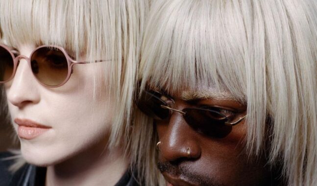 Moses Sumney y Hayley Williams hipnotizan con “I Like It, I Like It”