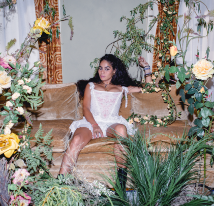 “Mutual Friend”, lo nuevo de Jessie Reyez