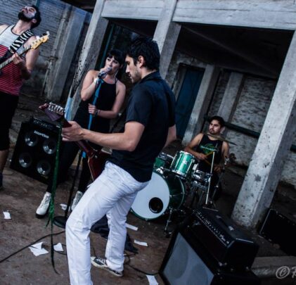 Desde Chile, conoce a Nitra y su rock electrónico