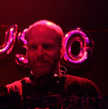 The JuanMacLean y Nancy Whang: Fiesta con los negociantes de la música