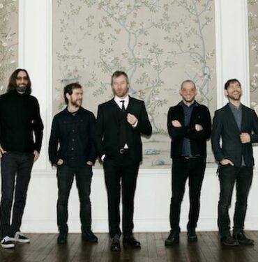 The National presenta 