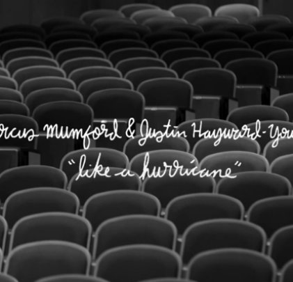 Marcus Mumford y Justin Young comparten cover a Neil Young