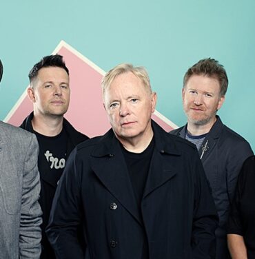 New Order presenta Complete Music