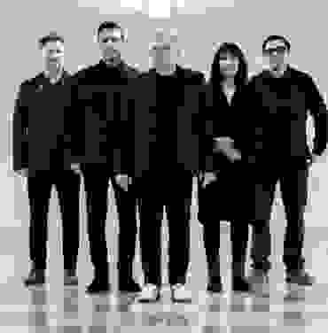 New Order lanza una t-shirt edición especial por el Blue Monday