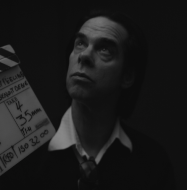 Nick Cave lanza video para 