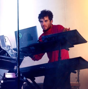 Nicolas Jaar estrena 