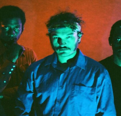 PREMIERE: Night Beats estrena video para “Nightmare”