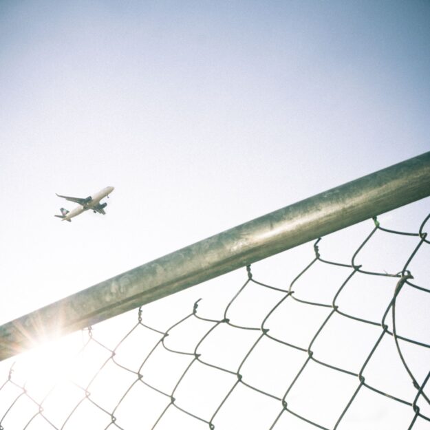 AQUIHAYAQUIHAY — No Me Busques Donde Mismo