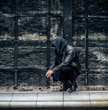 PREMIERE: Noble Savage lanza video de 