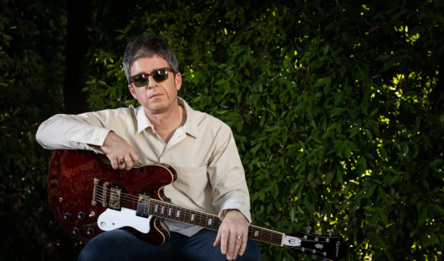 Noel Gallagher reinventa “Champagne Supernova”