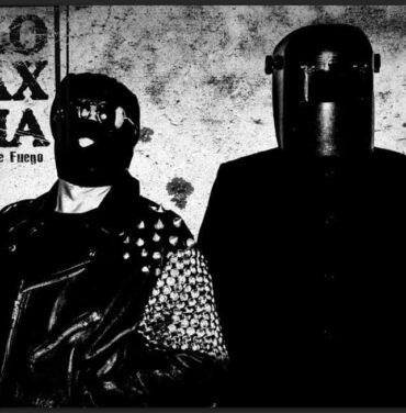 OXOMAXOMA: Entrevista con el monstruo