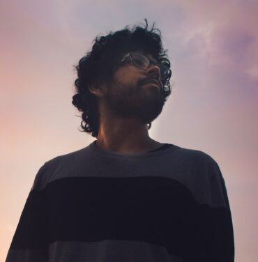 Conoce el bedroom rock pop de Ohmar con H 