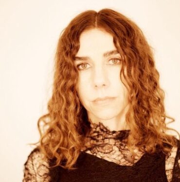 Disfruta de un concierto completo de PJ Harvey