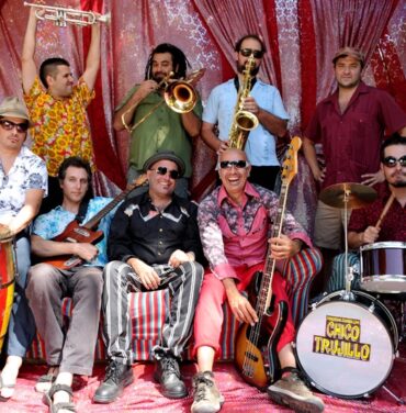 Fiesta, baile y cumbia con Chico Trujillo