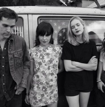 Death Valley Girls: La frescura de lo retro