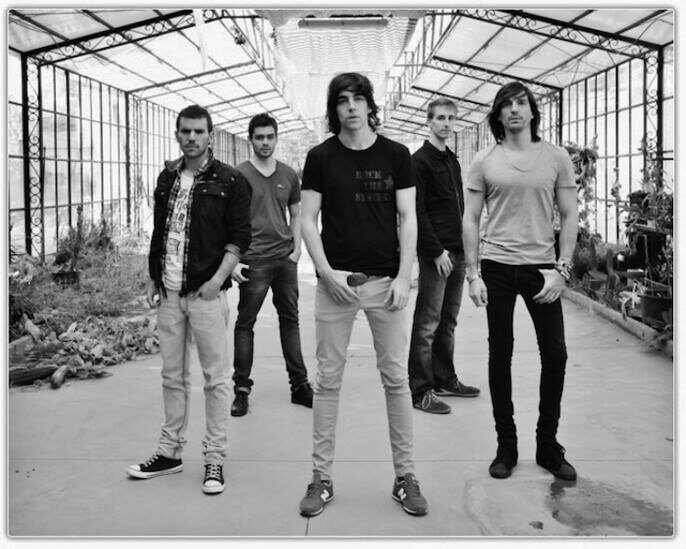 Mirrors Frequency: El inminente éxito del rock electrónico