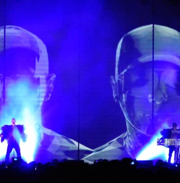 PET SHOP BOYS: SURREALISMO ELECTRÓNICO