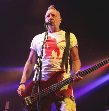 Peter Hook and The Light en el Pabellón Cuervo