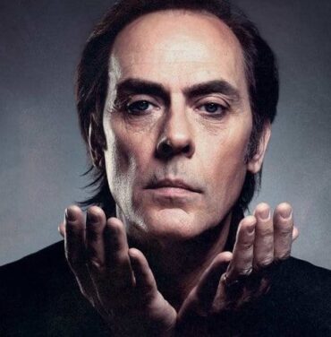 El dueto de Stan Lee y Peter Murphy