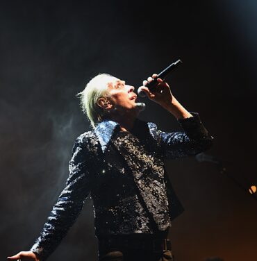 Peter Murphy reeditará vinilos de su proyecto solista