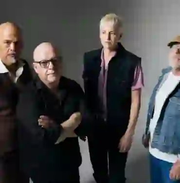 Pixies estrena “Chicken” y anuncia disco