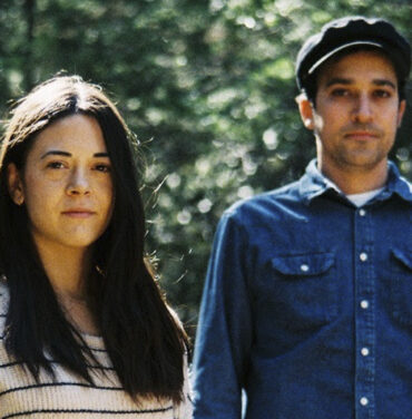 Escucha “Cuentos”, el nuevo sencillo de Plantamos