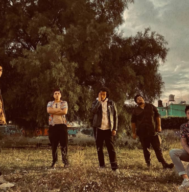 Playas Negras estrena “Casa Incendio”