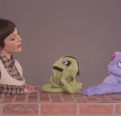 Poliça habla sobre brutalidad policiaca en su video para 