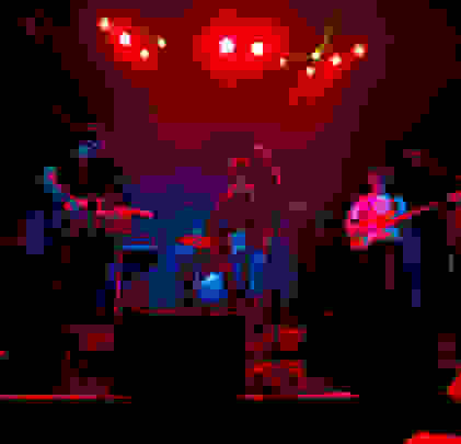 Ciclo Indie Rocks!: Policías y Ladrones + Loiis