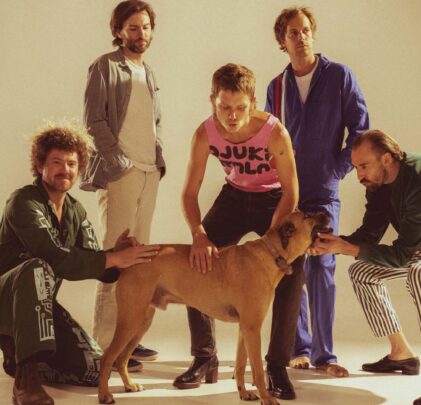 Pond estrena video para “Human Touch”
